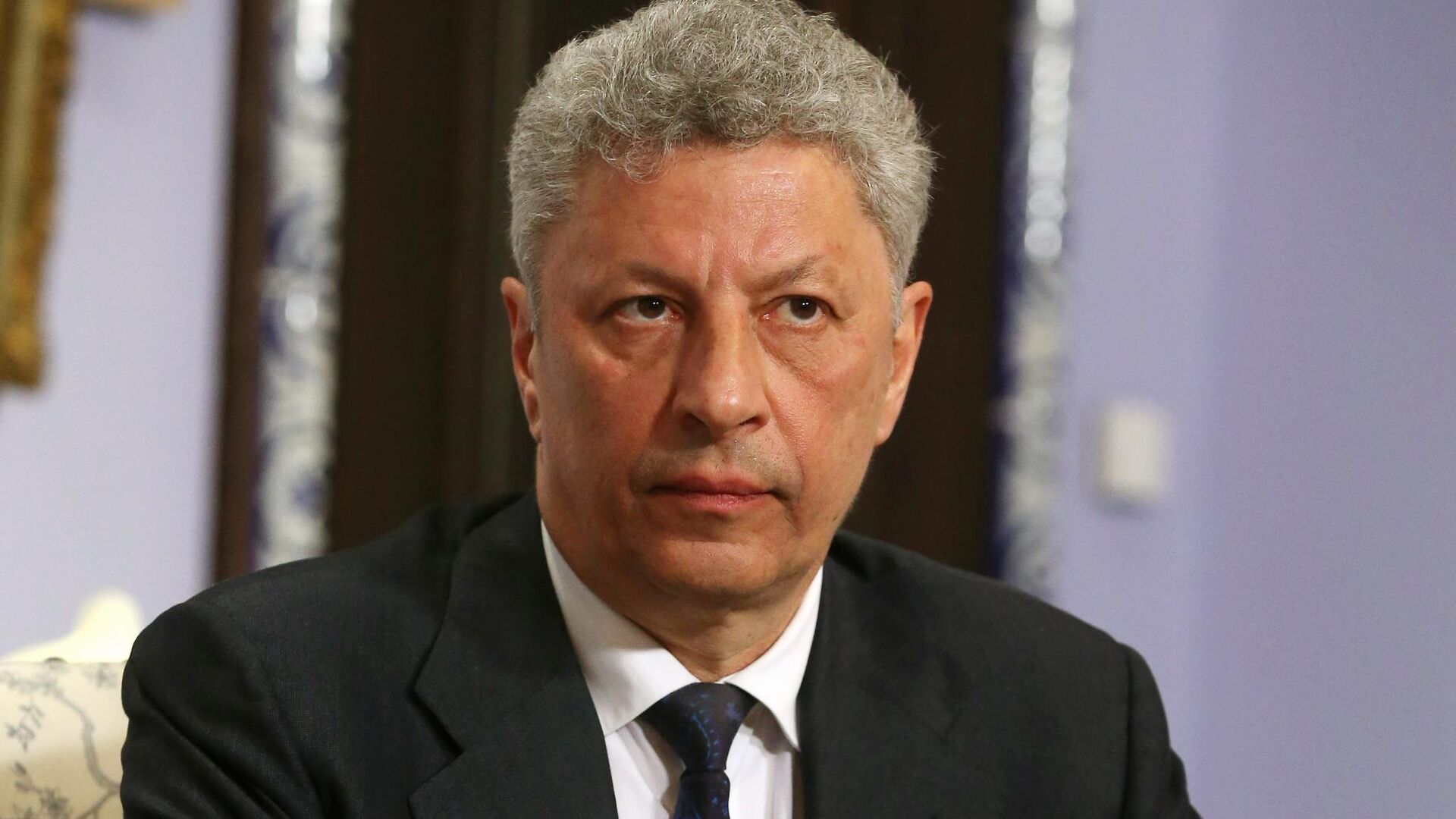 Юрий Бойко в 2025 году: политическая изоляция, бизнес-активность и семейная жизнь