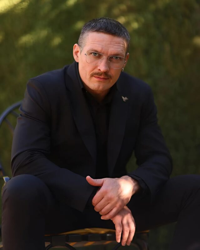 Сколько Детей У Усика: Подробности о Семье и Личной Жизни Чемпиона