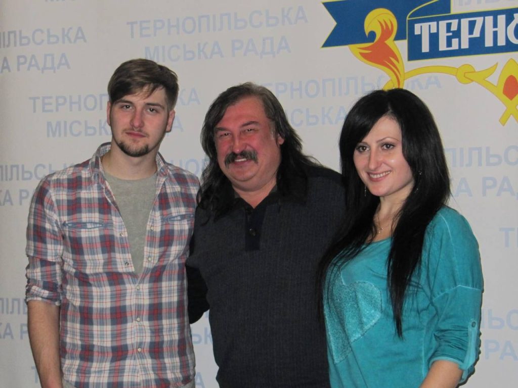 Степан Гига Семья Фото: История жизни и творчества известного исполнителя