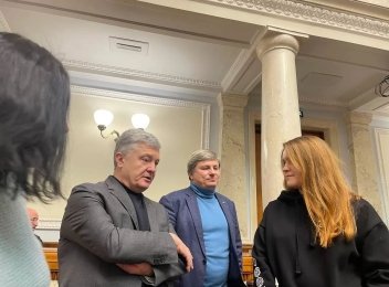 Мар'Яна Безугла Особисте Життя: Детальний Огляд Біографії, Кар'єри та Особистих Відносин