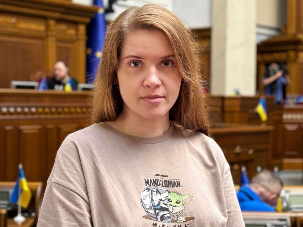 Мар'Яна Безугла Особисте Життя: Детальний Огляд Біографії, Кар'єри та Особистих Відносин